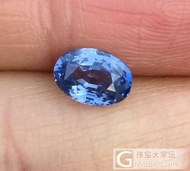 1.22ct 天蓝色无瑕无烧蓝宝石 1900